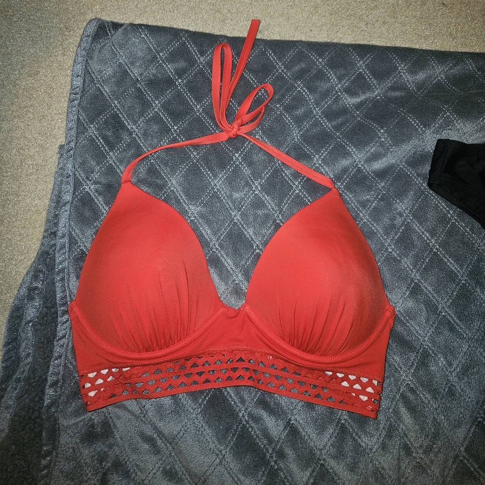 Shade and Shore Red Swim Top 34D